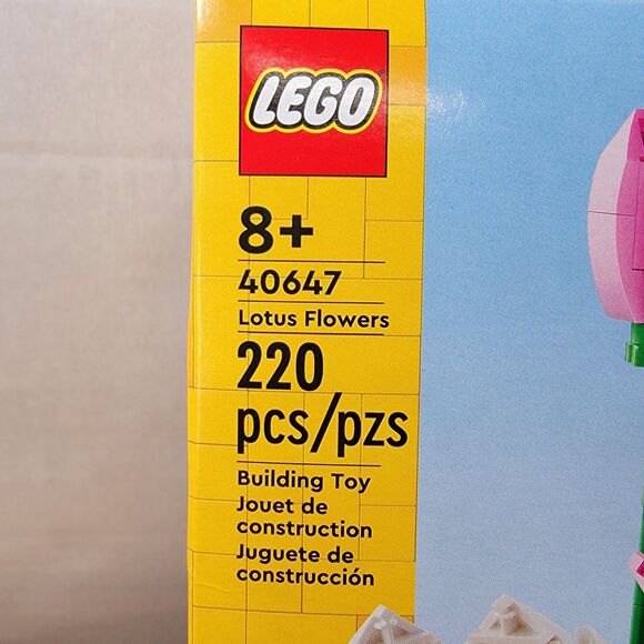 LEGO Lotus Flowers 220 Pcs - 8+ SEALED - Picture 3 of 5